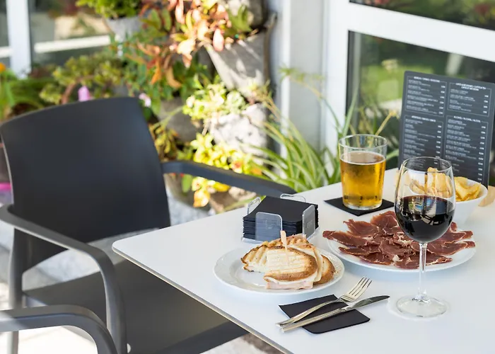 Avenida Hotel San Sebastián