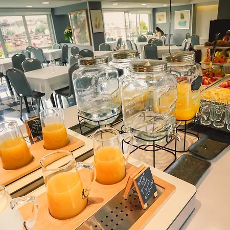 Avenida Hotel San Sebastian