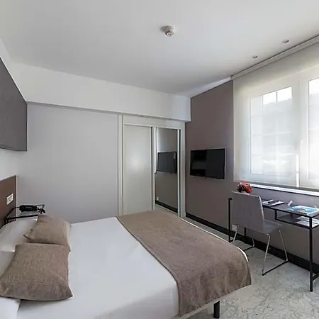 Avenida 3* San Sebastián