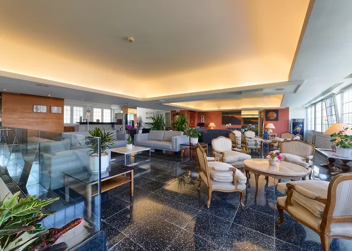 Avenida 3* San Sebastián