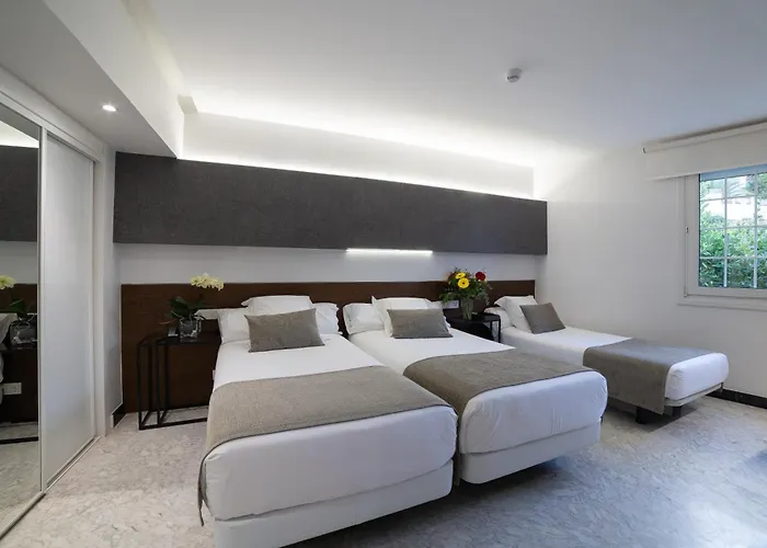 阿维尼达酒店 酒店