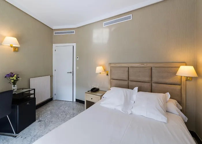 Szálloda Avenida 3*