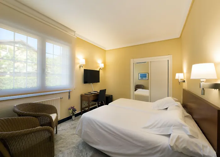 阿维尼达酒店 酒店 圣塞瓦斯蒂安